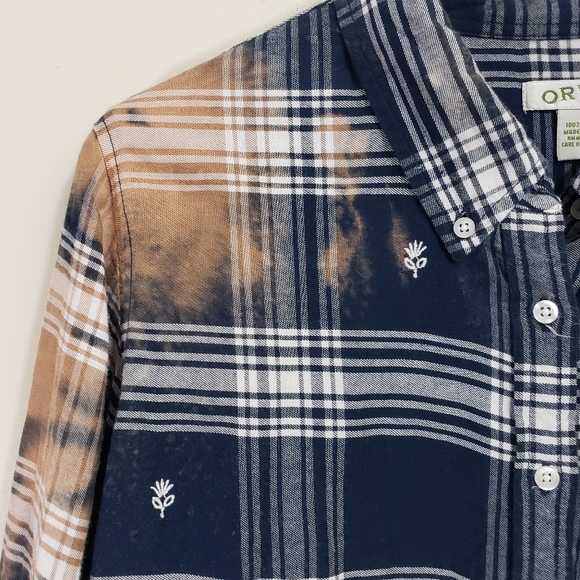 Orvis floral embroidered bleach dip dyed flannel shirt - Picture 2 of 10